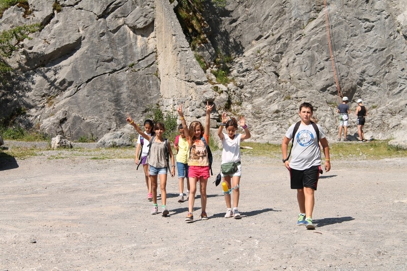 Village Camps International Summer Camp Leysin, Switzerland 2025-08-09 https://www.villagecamps.com/journals_admin/images/691-9-climb (80).jpg